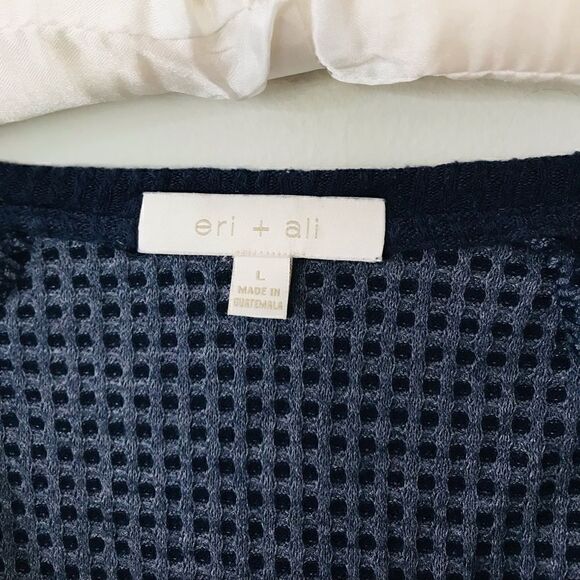 ANTHROPOLOGIE Eri + Ali Soft Waffle Thermal Knit V-Neck Tee Top Size large - Picture 3 of 7